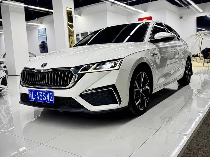 Skoda Octavia IV (A8)