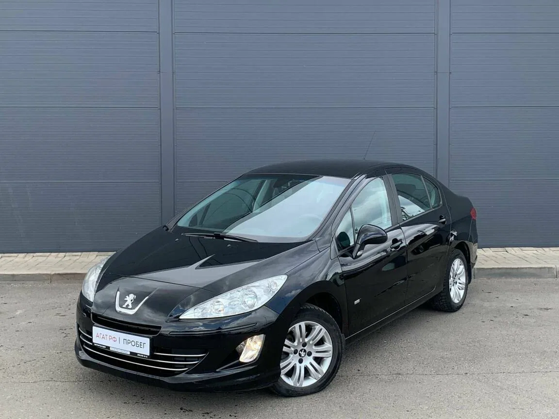 Peugeot 408 I