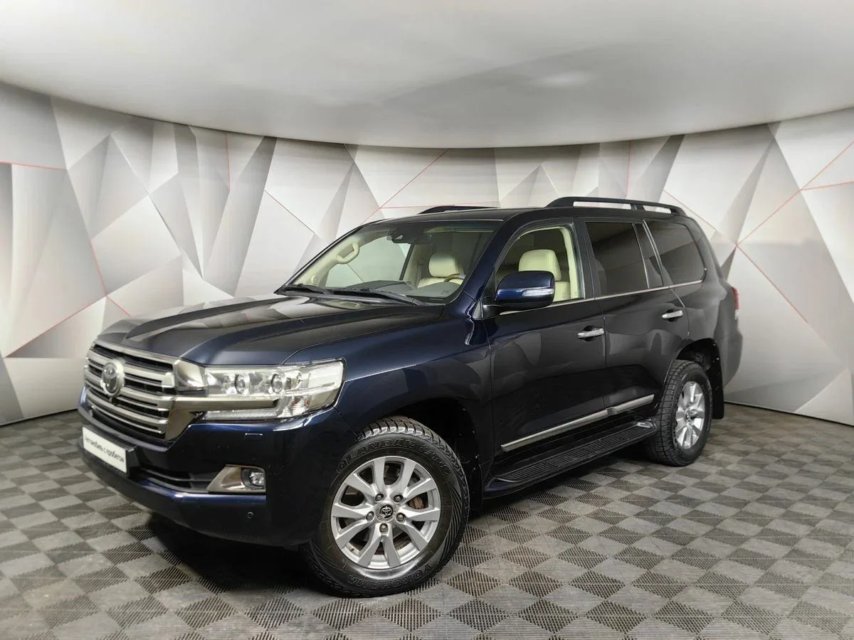 Toyota Land Cruiser 200 Series Рестайлинг 2