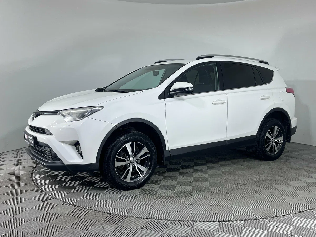 Toyota RAV4 IV (XA40) Рестайлинг