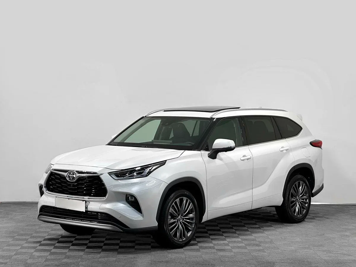 Toyota Highlander IV (U70)