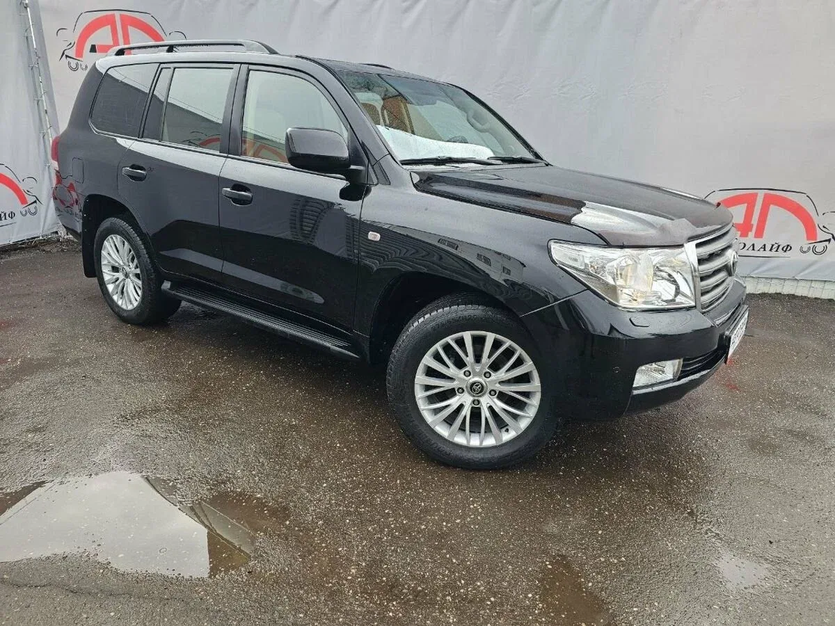 Toyota Land Cruiser 200 Series