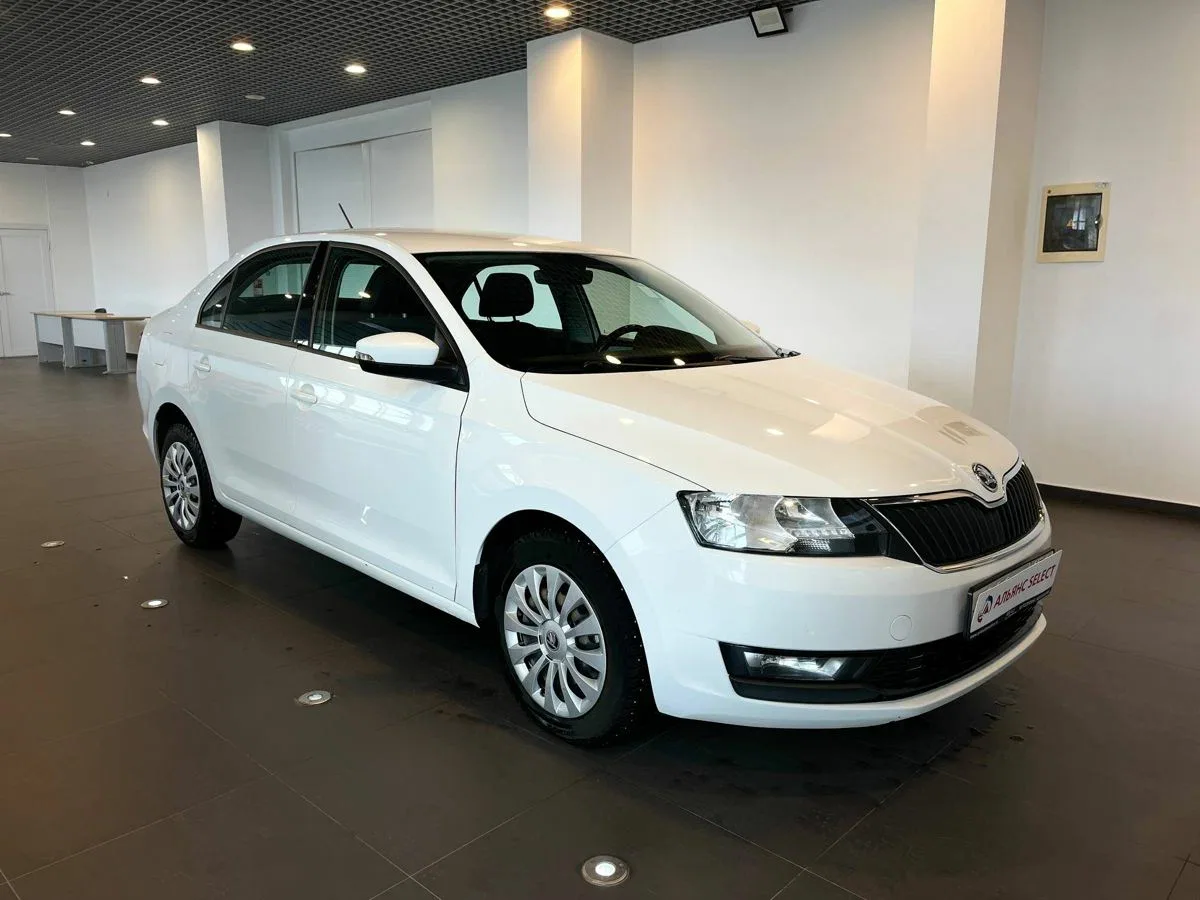 Skoda Rapid I Рестайлинг