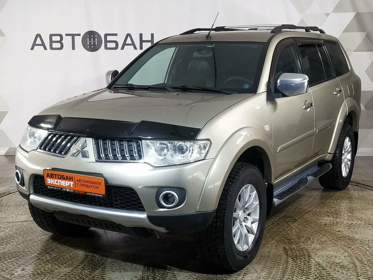 Mitsubishi Pajero Sport II