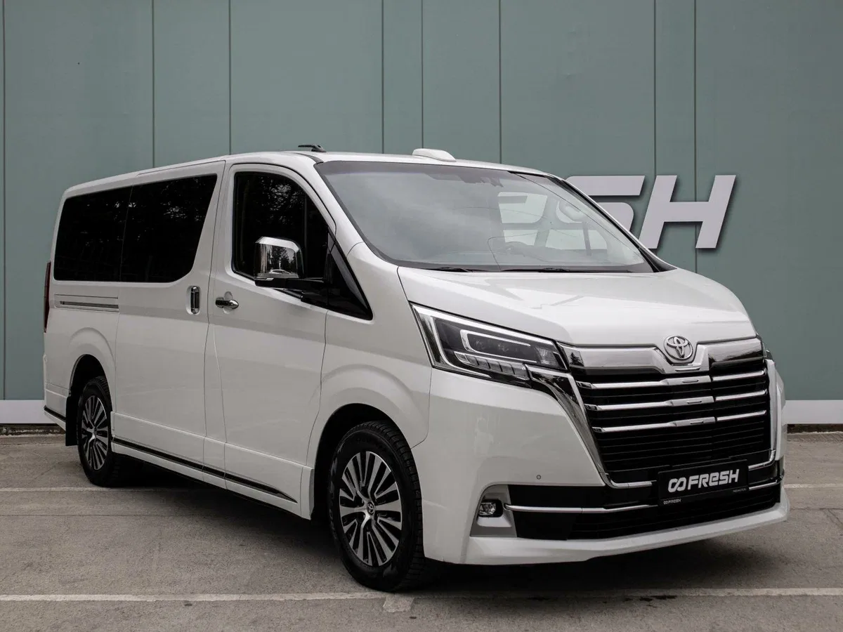 Toyota HiAce H300