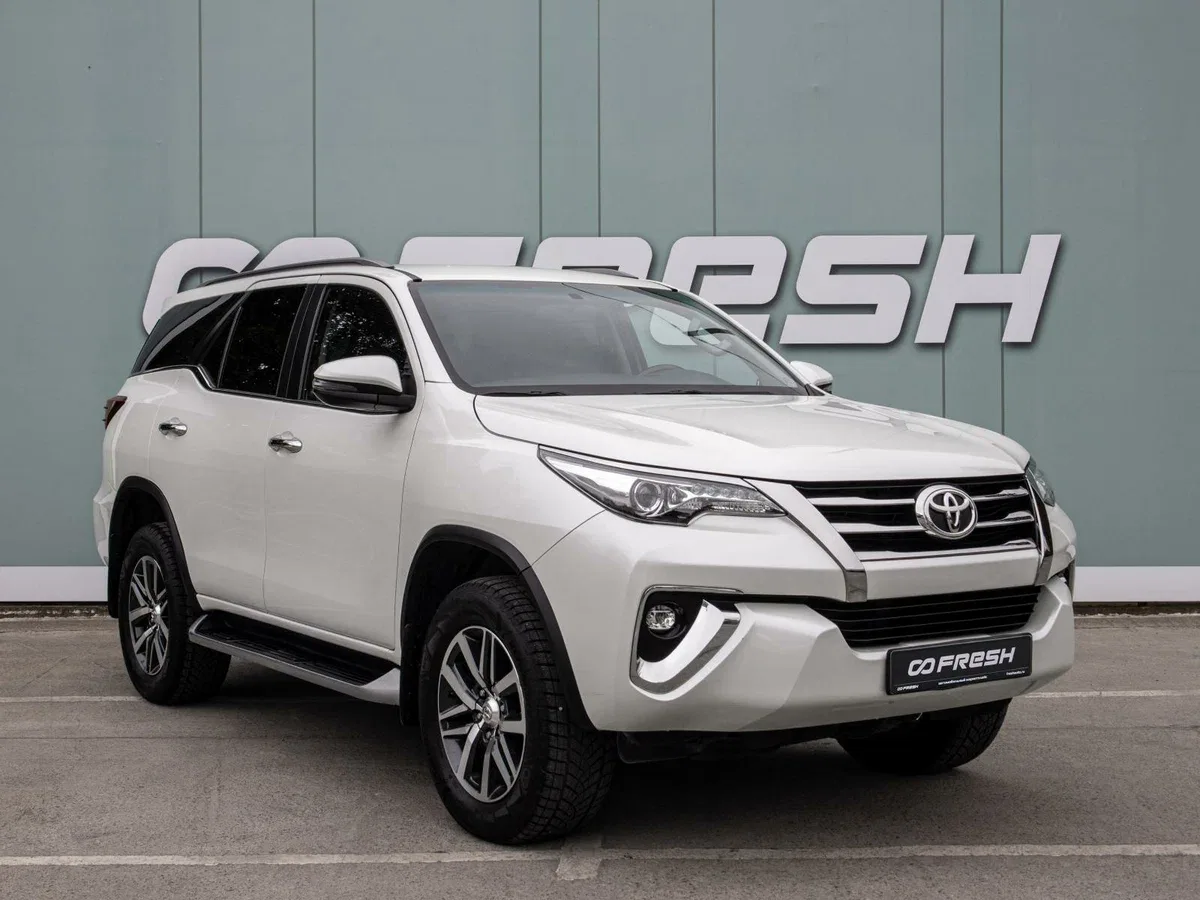 Toyota Fortuner II