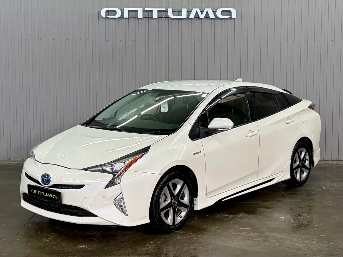 Toyota Prius IV (XW50)
