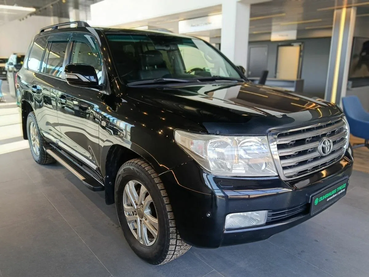 Toyota Land Cruiser 200 Series