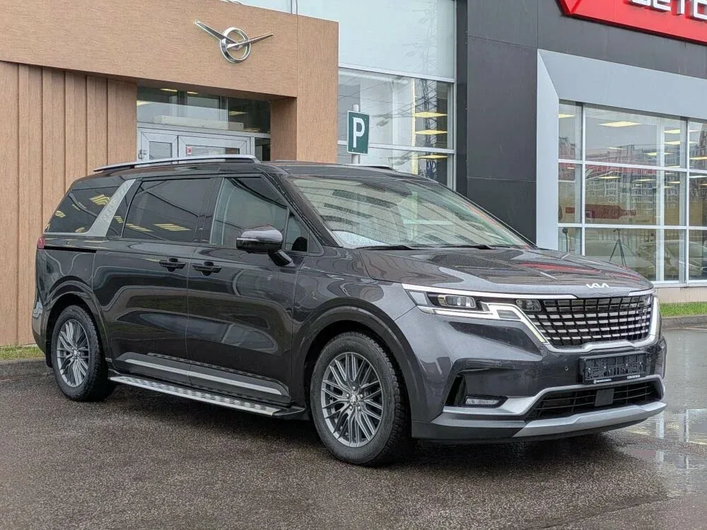 Kia Carnival IV