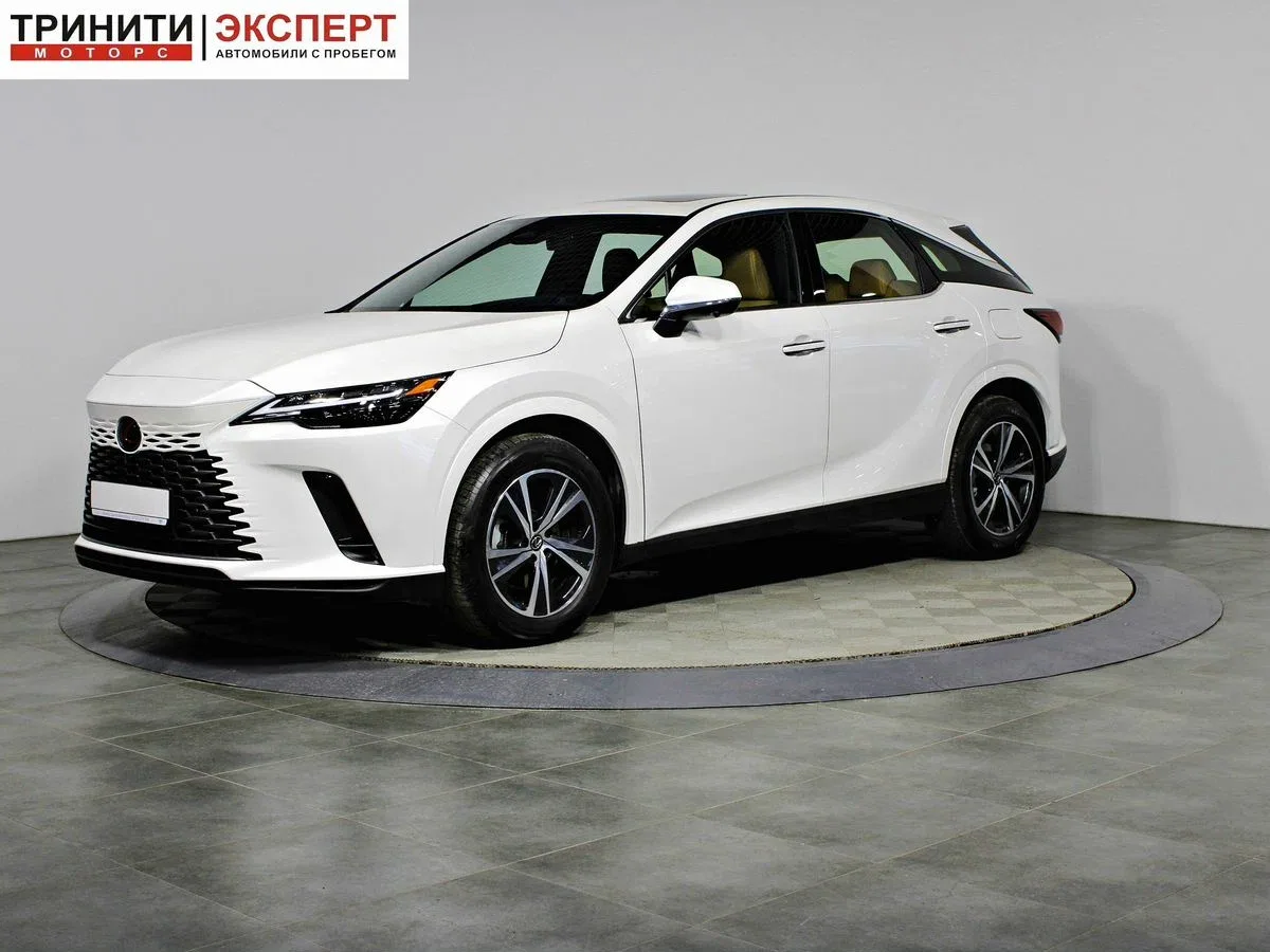 Lexus RX V