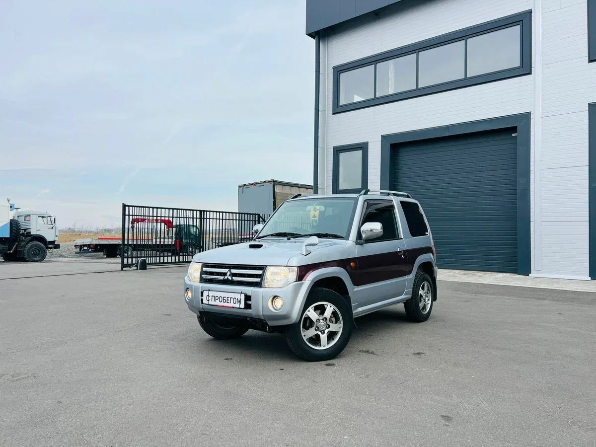 Mitsubishi Pajero Mini II