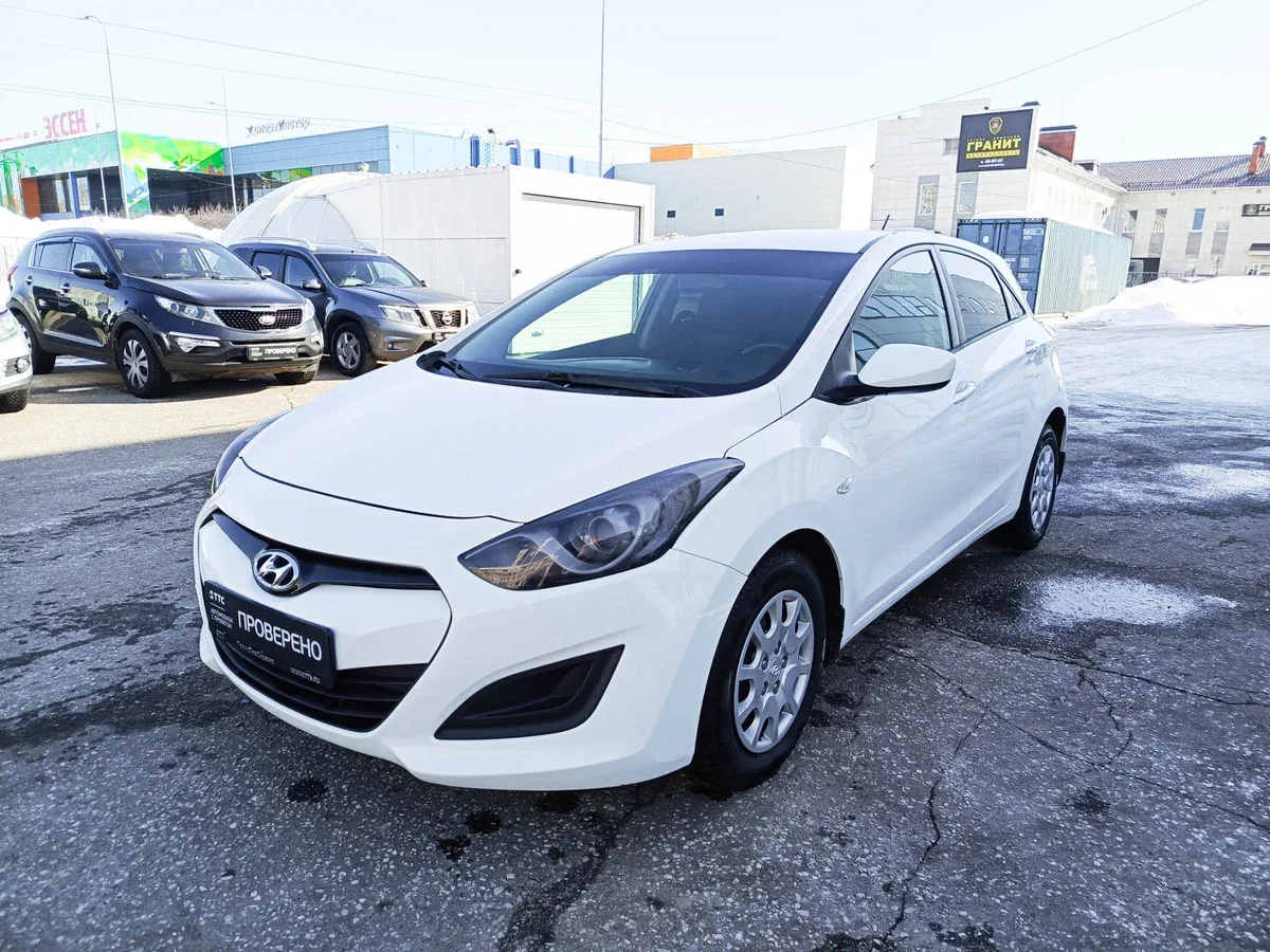 Hyundai i30 II