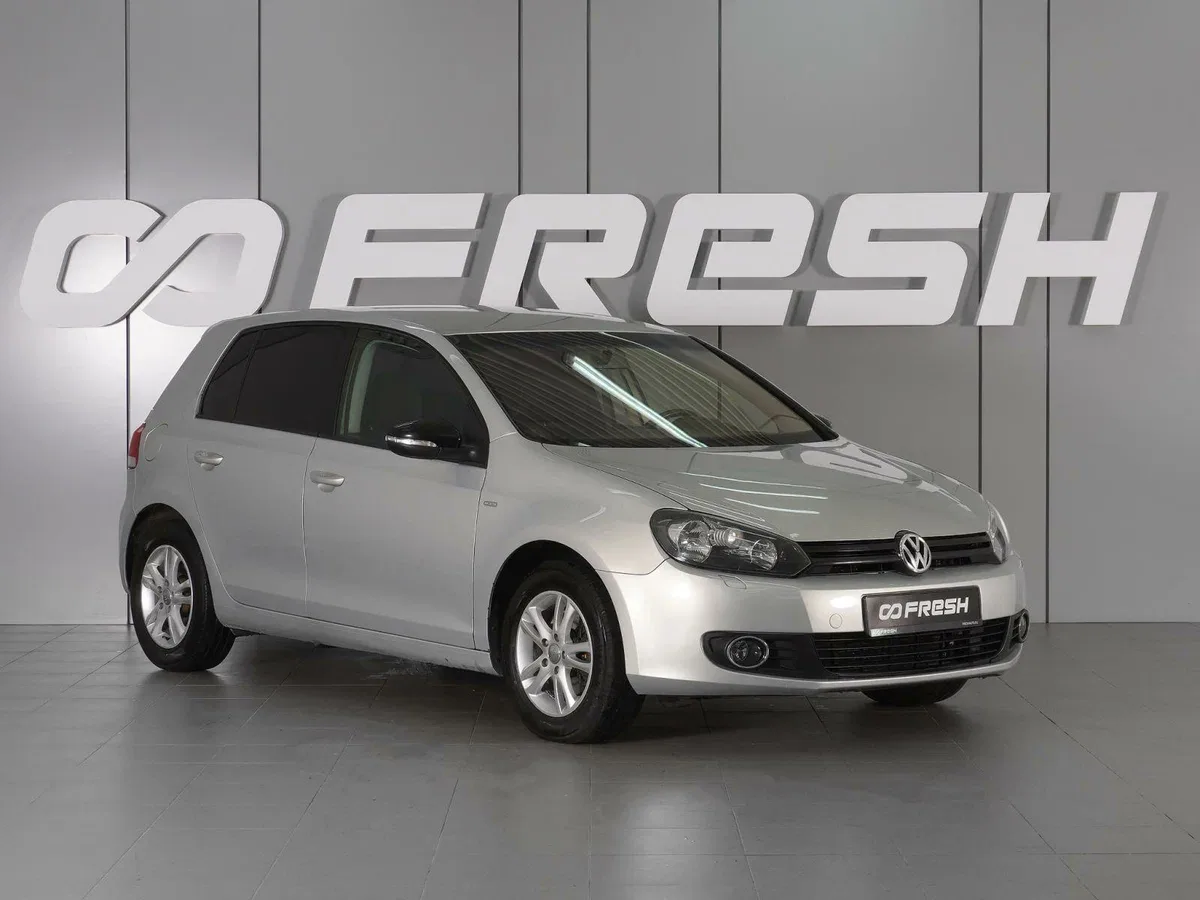 Volkswagen Golf VI