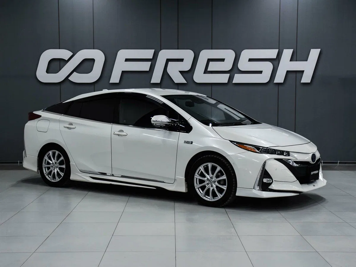 Toyota Prius IV (XW50)