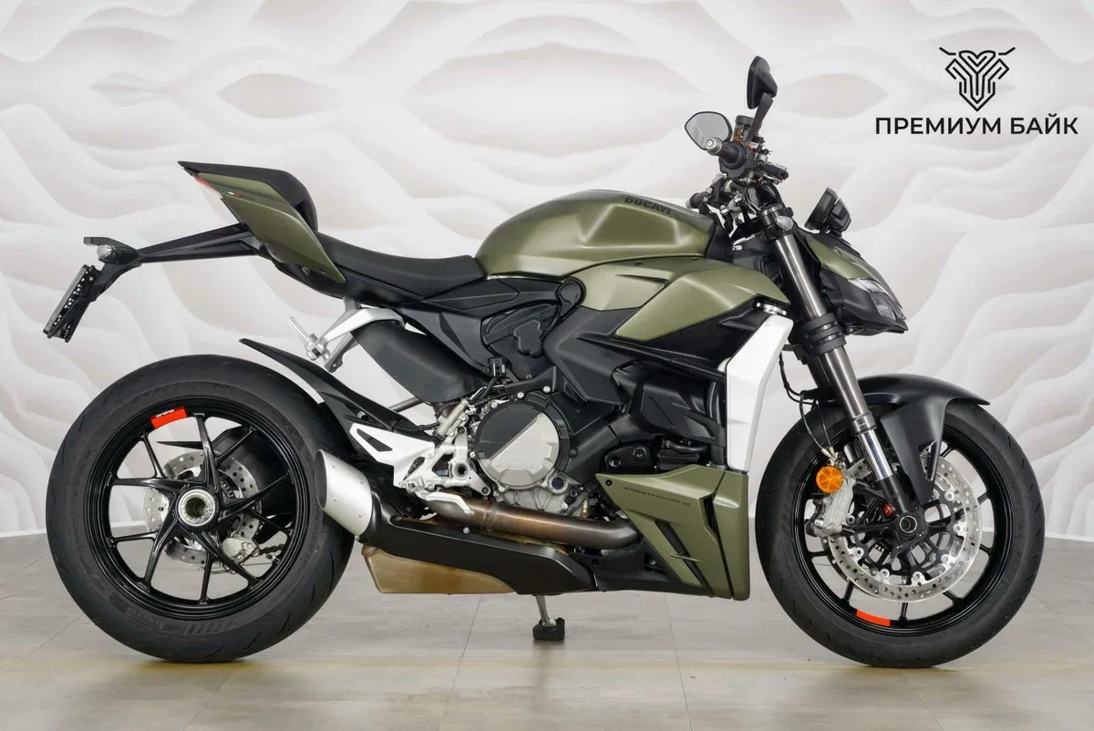 Ducati Streetfighter V2
