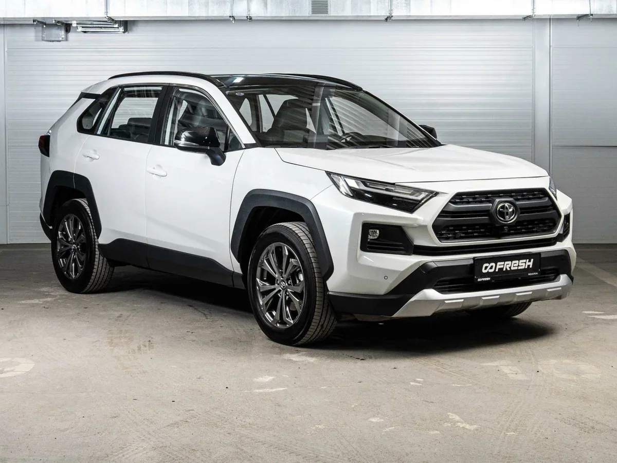 Toyota RAV4 V (XA50)