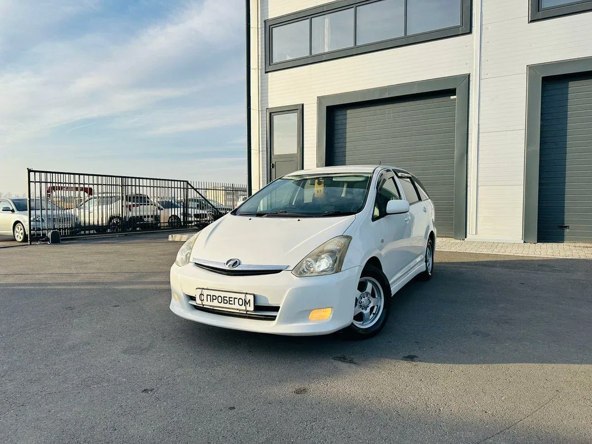Toyota Wish I Рестайлинг