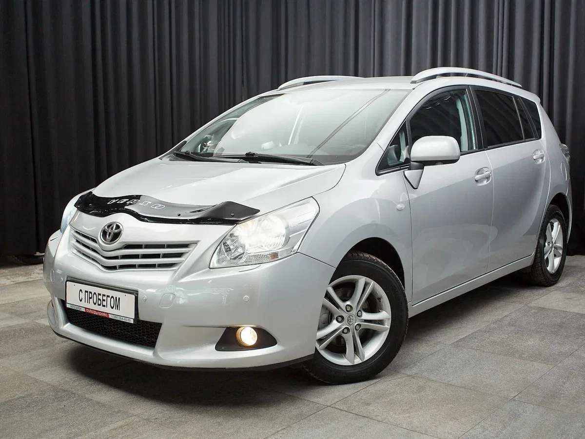 Toyota Verso I