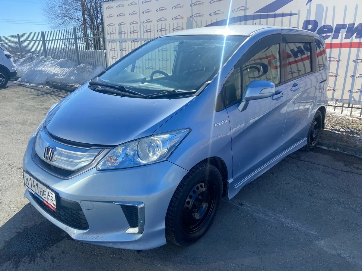 Honda Freed I Рестайлинг
