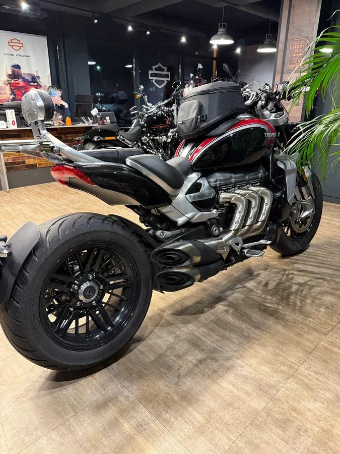 Triumph Rocket 3
