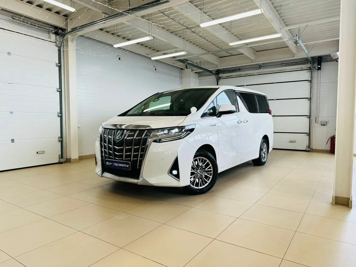 Toyota Alphard III Рестайлинг