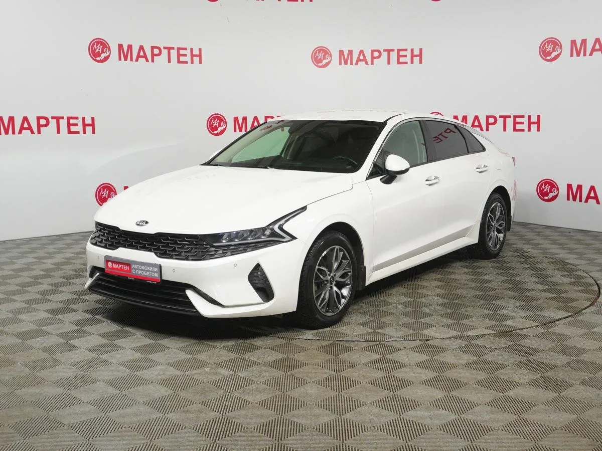Kia K5 III