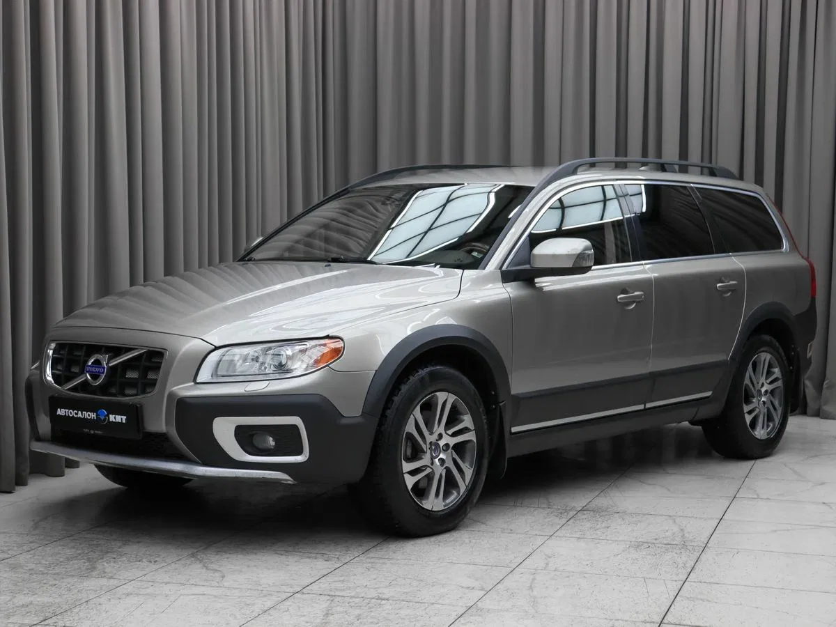 Volvo XC70 II