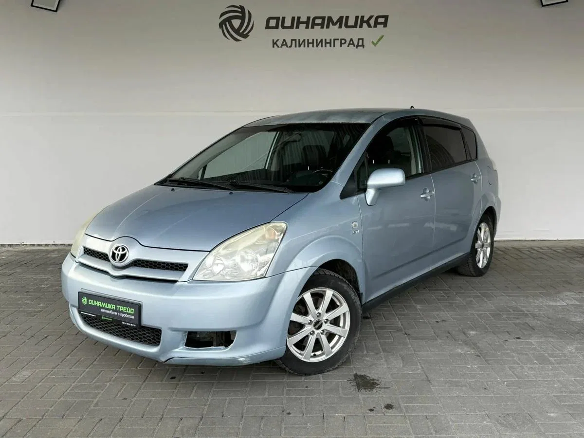 Toyota Corolla Verso I Рестайлинг