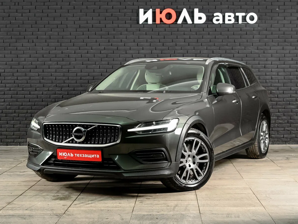 Volvo V60 Cross Country II