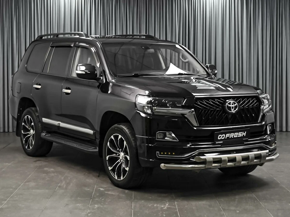 Toyota Land Cruiser 200 Series Рестайлинг 1