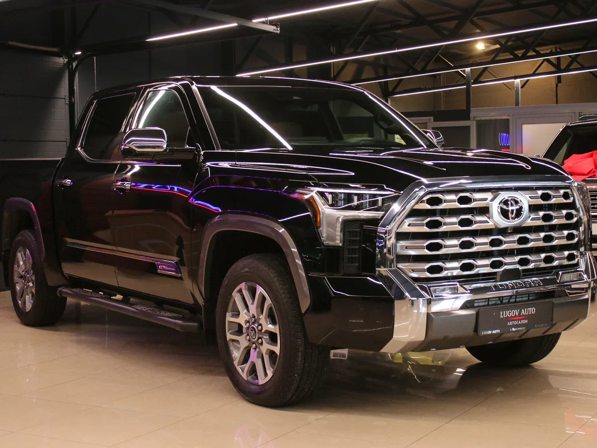 Toyota Tundra III