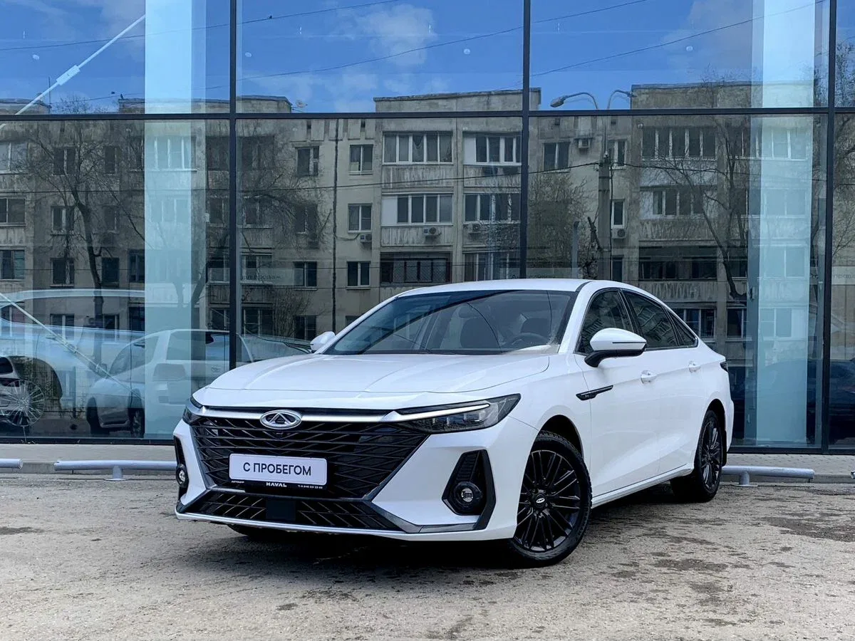 Chery Arrizo 8