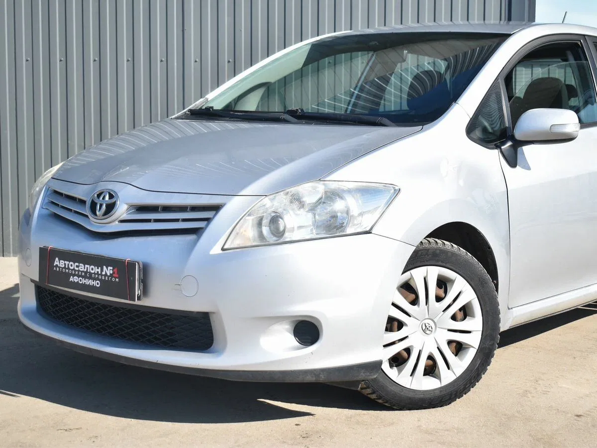 Toyota Auris I Рестайлинг
