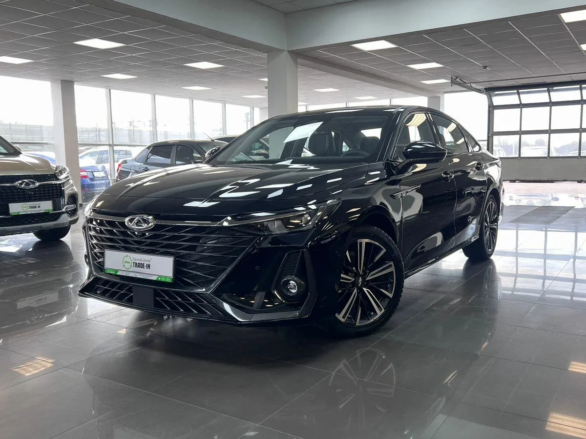 Chery Arrizo 8