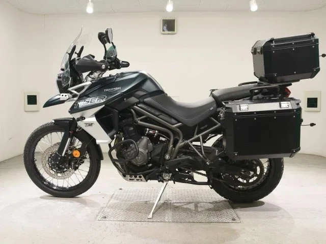 Triumph Tiger 800