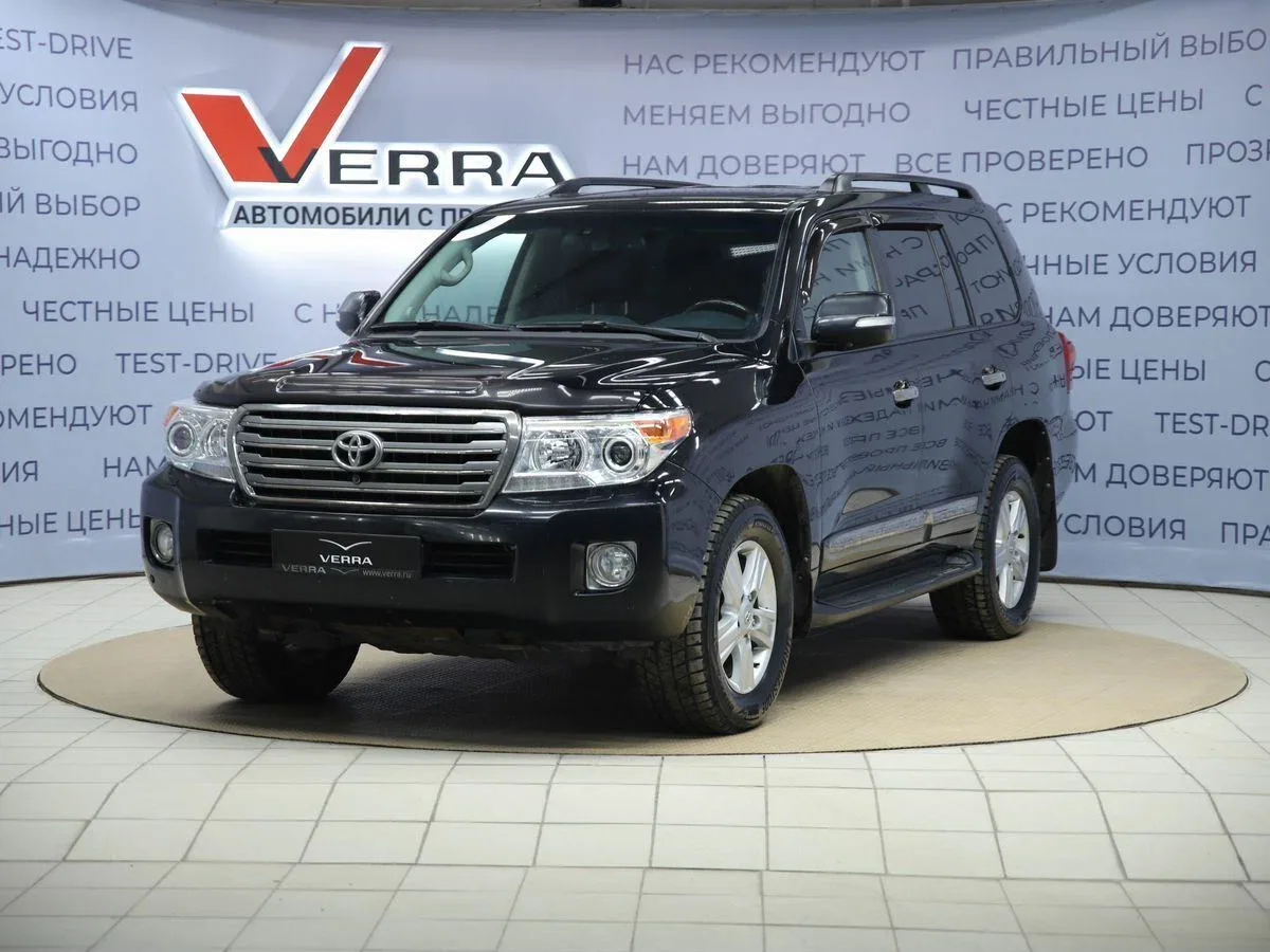 Toyota Land Cruiser 200 Series Рестайлинг 1