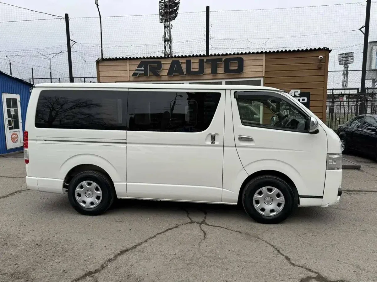 Toyota HiAce H200 Рестайлинг