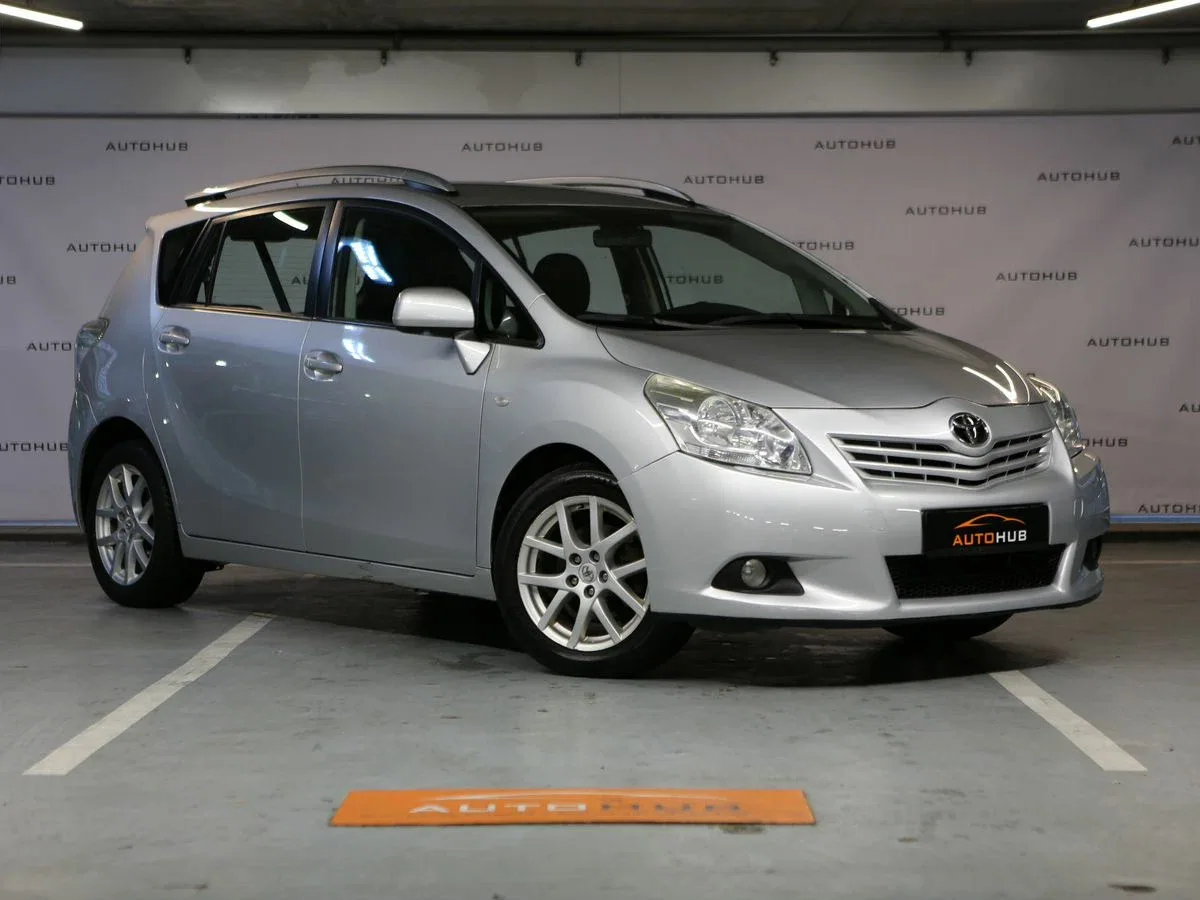 Toyota Verso I