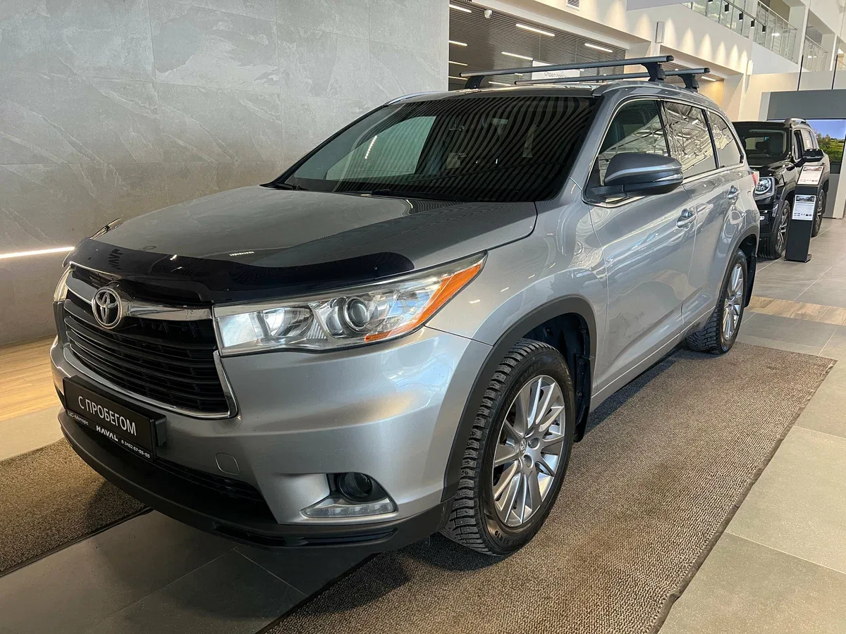 Toyota Highlander III (U50)
