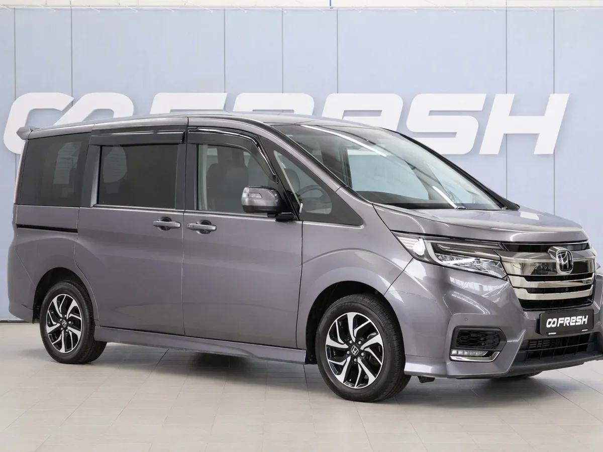 Honda Stepwgn V Рестайлинг