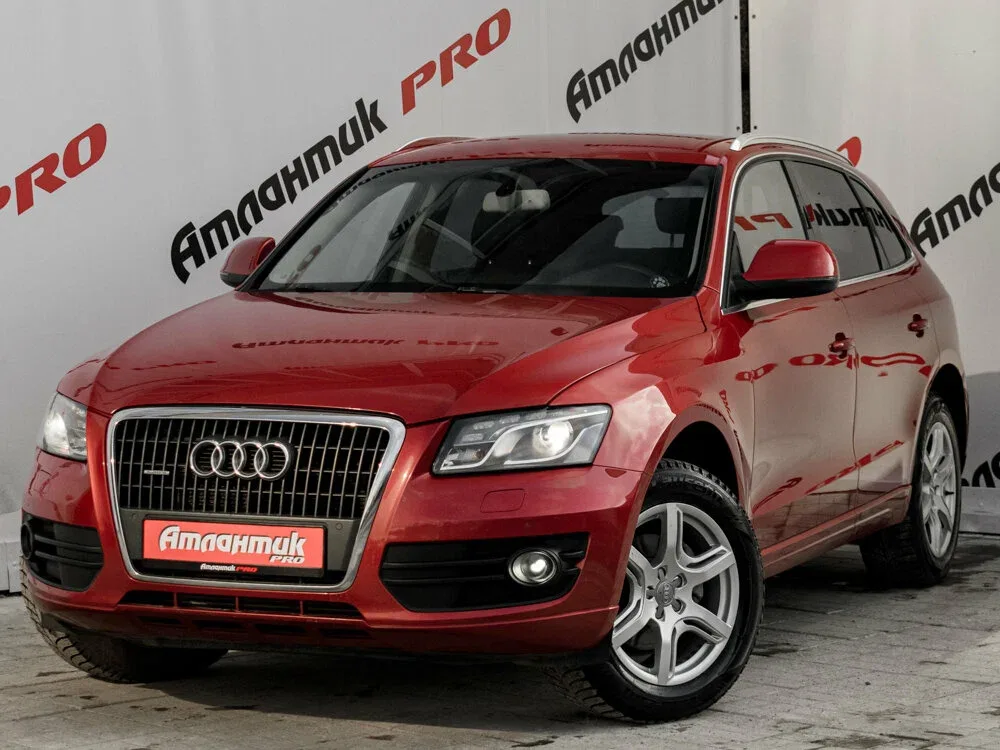 Audi Q5 I (8R)