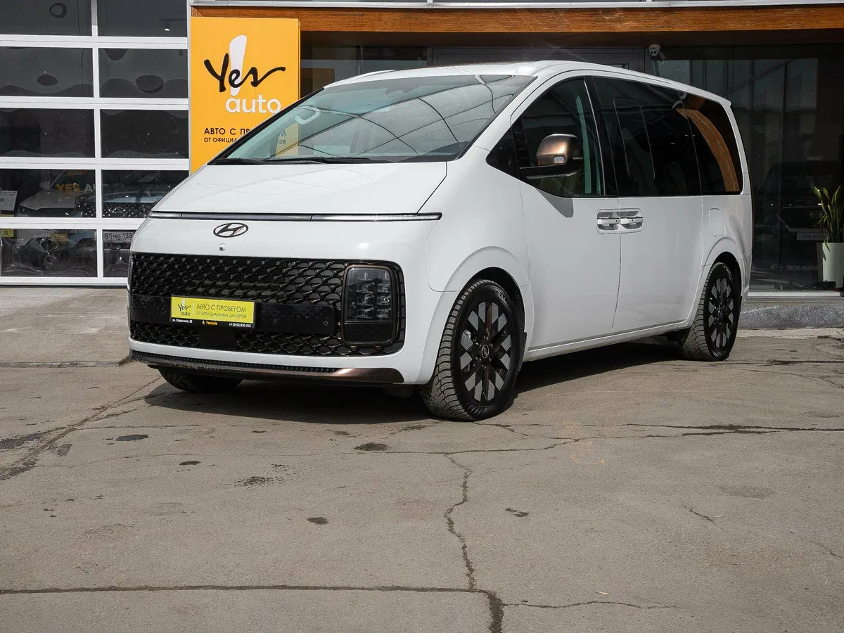 Hyundai Staria