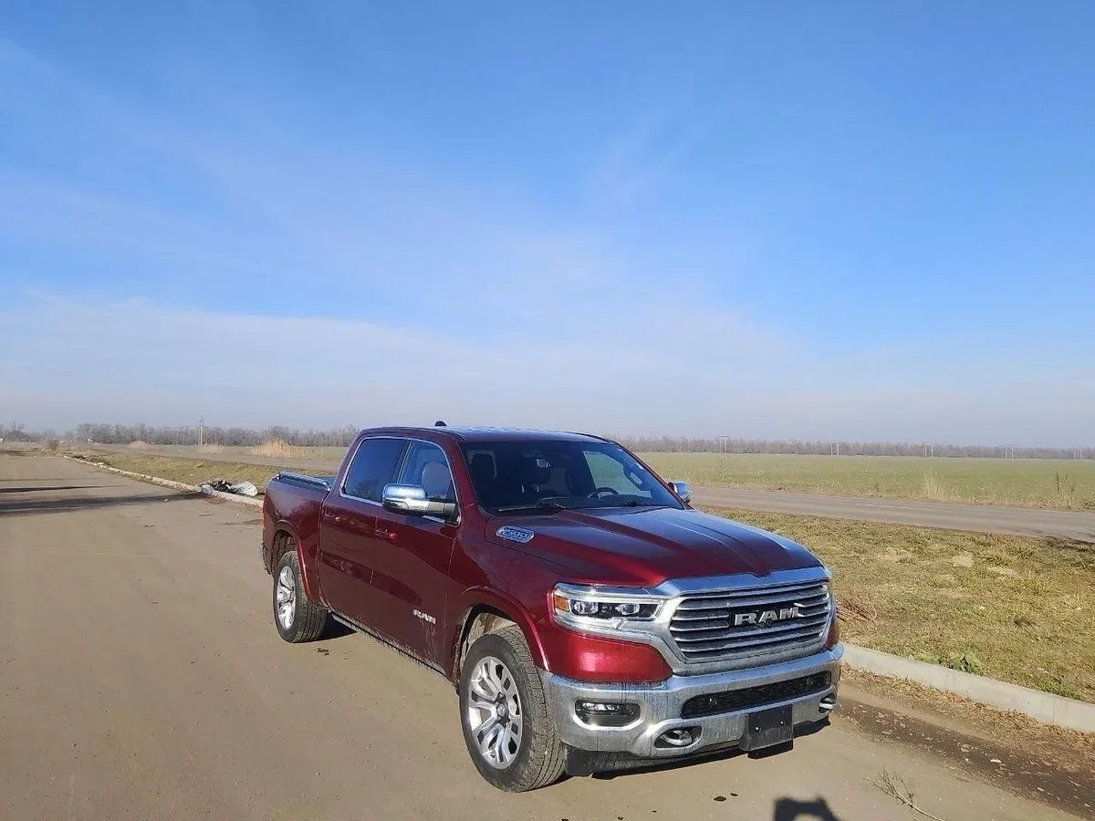 Ram 1500 V