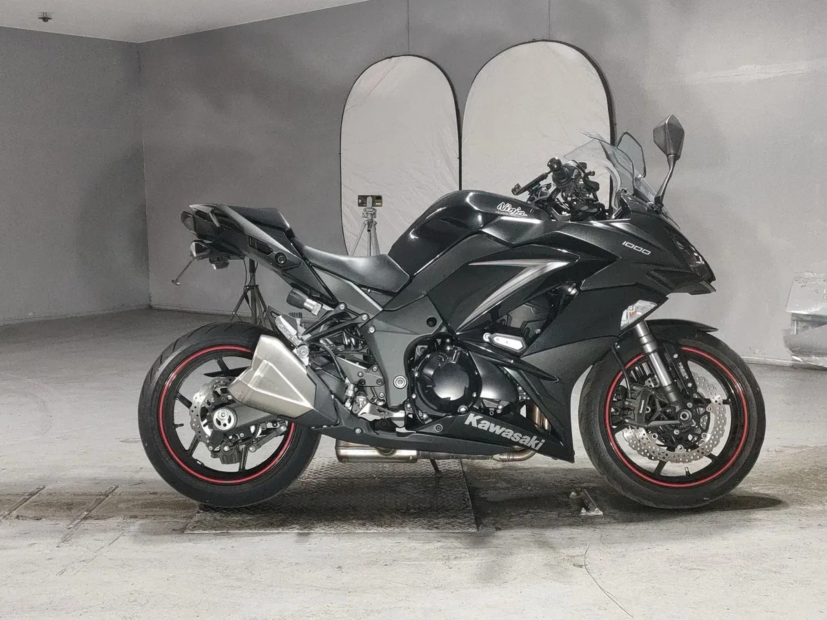 Kawasaki Z1000SX