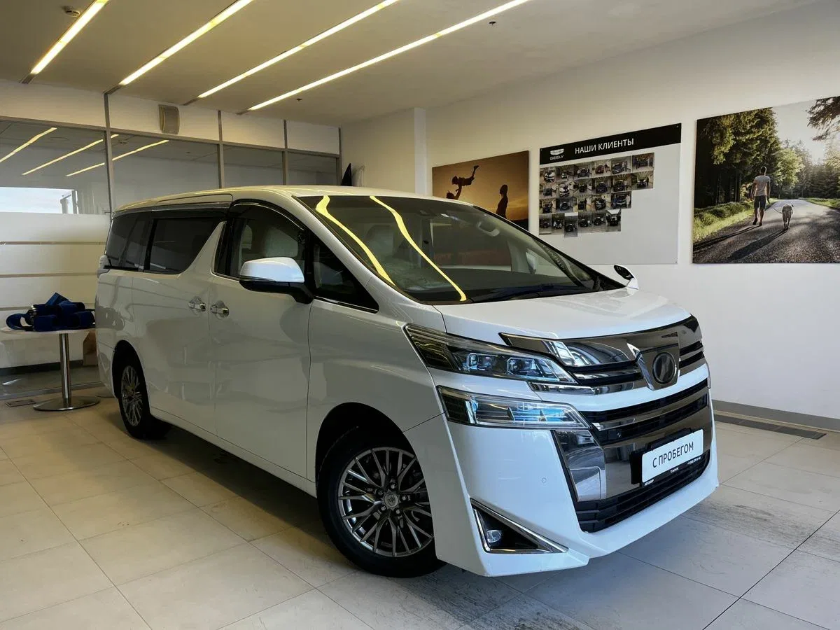 Toyota Vellfire II Рестайлинг