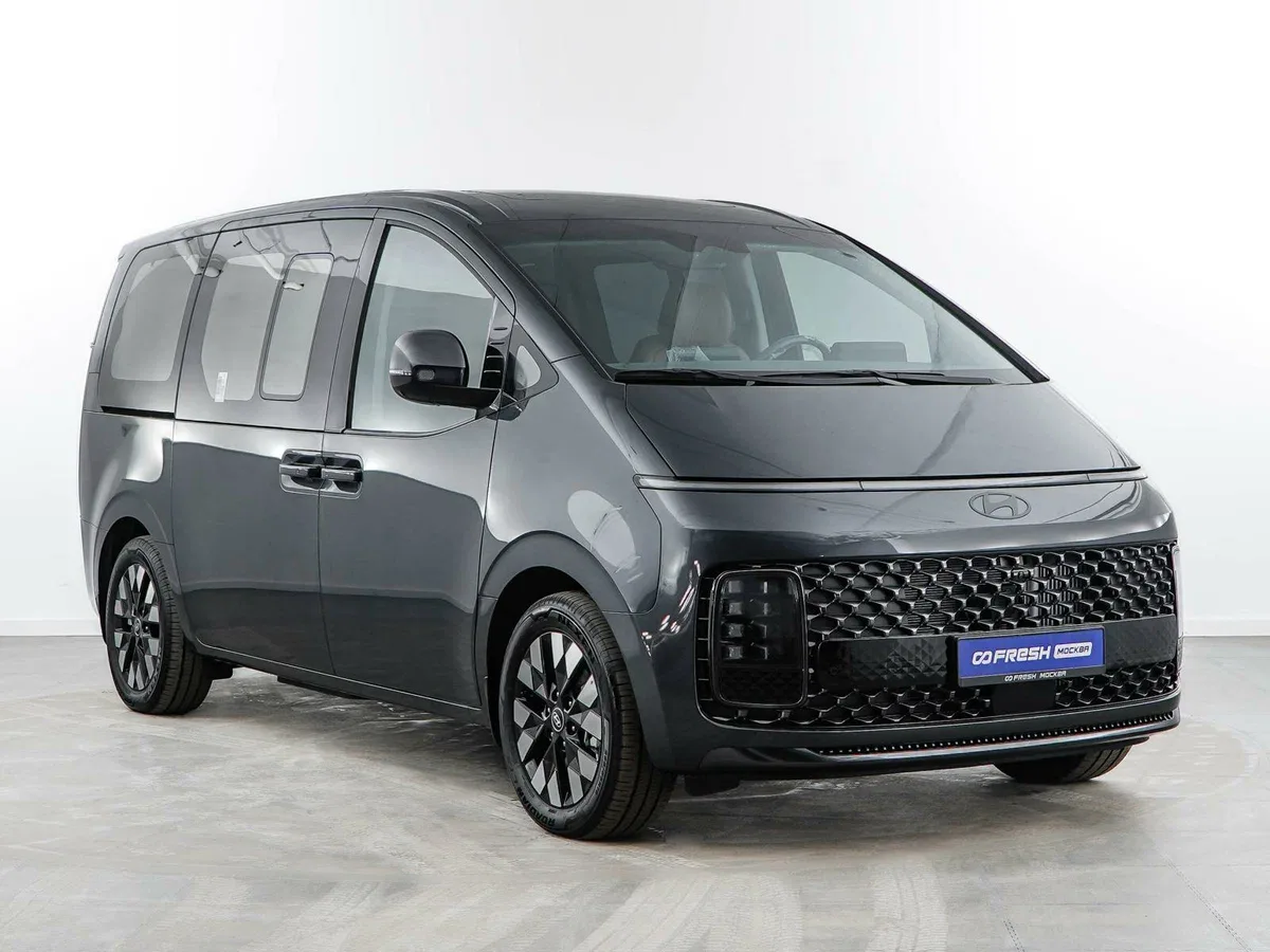 Hyundai Staria
