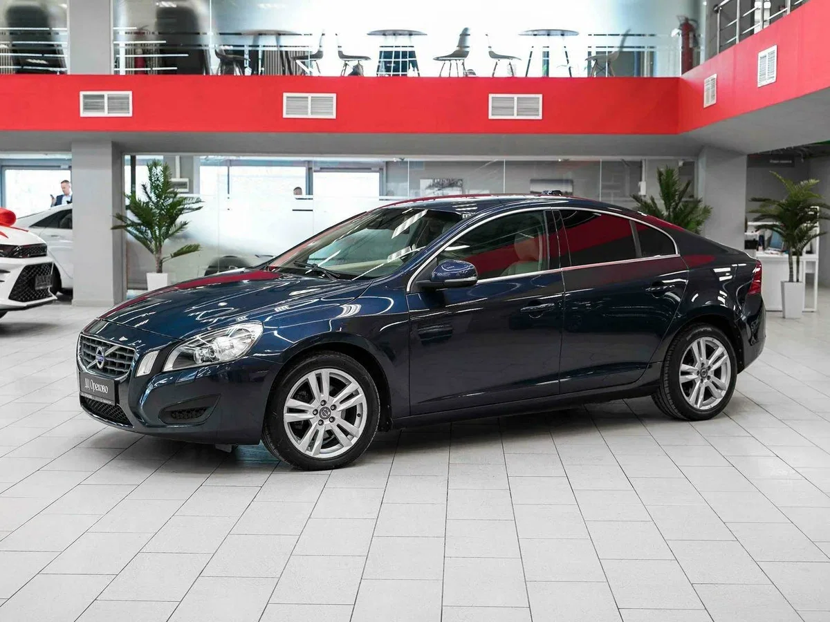 Volvo S60 II