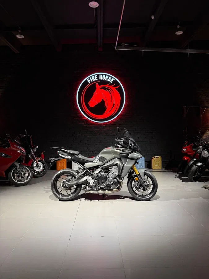 Yamaha MT-09 Tracer
