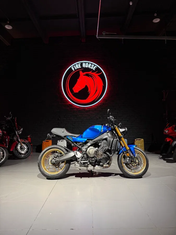 Yamaha XSR900