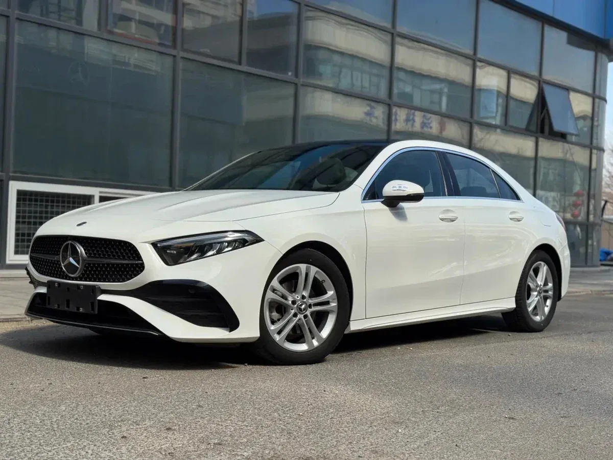 Mercedes-Benz A-Класс IV (W177) Рестайлинг